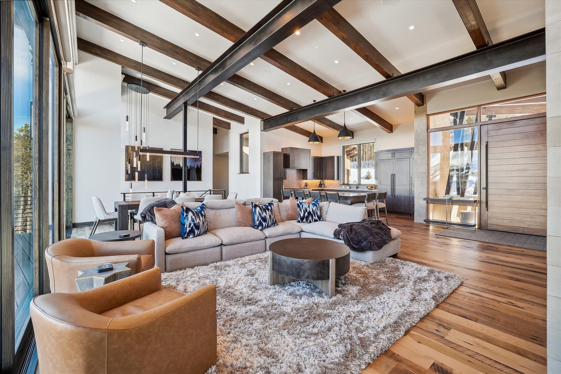 Living Area - Modern View Manor - Breckenridge Vacation Rental