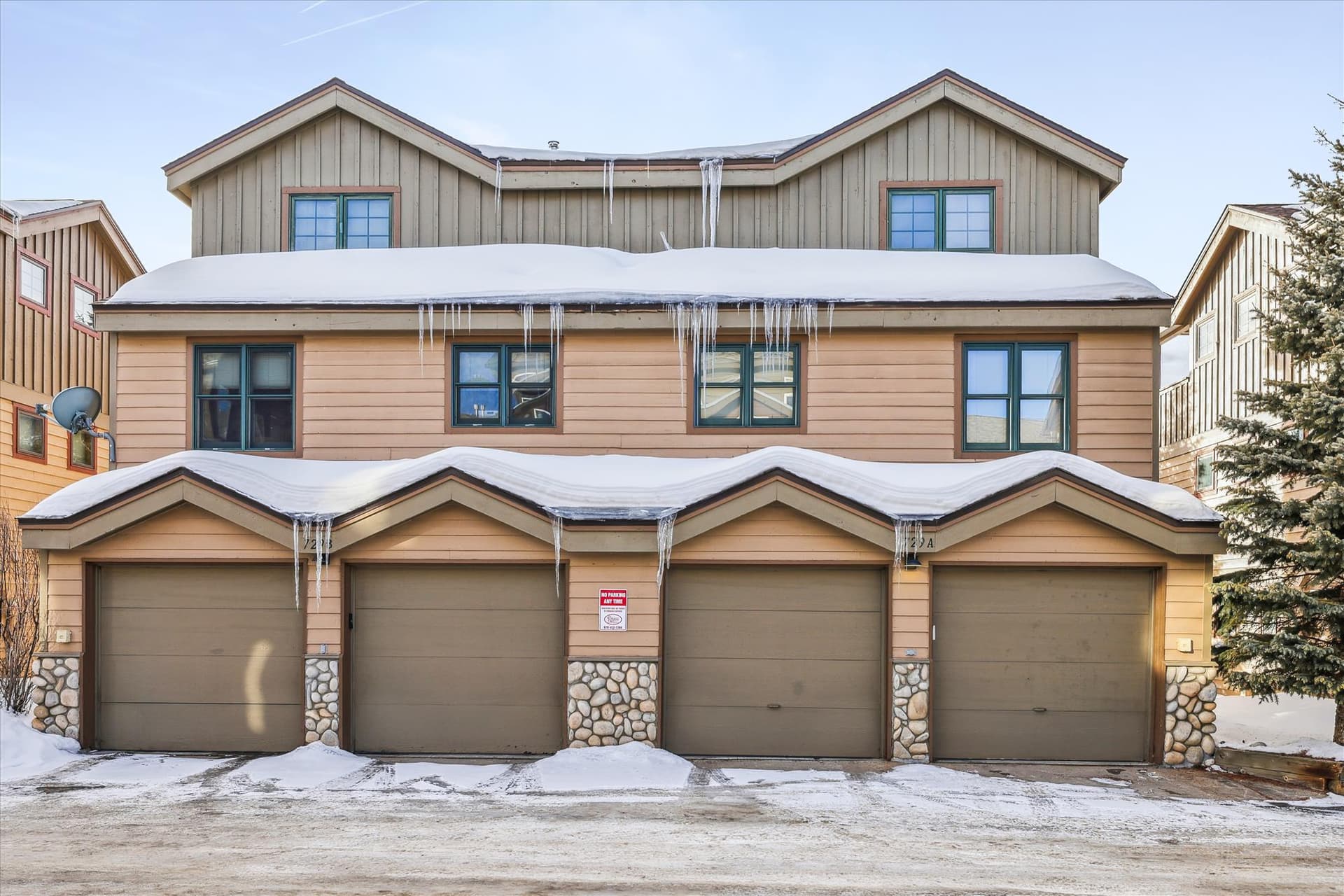 Exterior - Moose Xing - Frisco Vacation Rental
