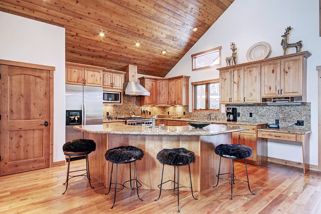 Kitchen - Pine Needle Lodge - Breckenridge Vacation Rental