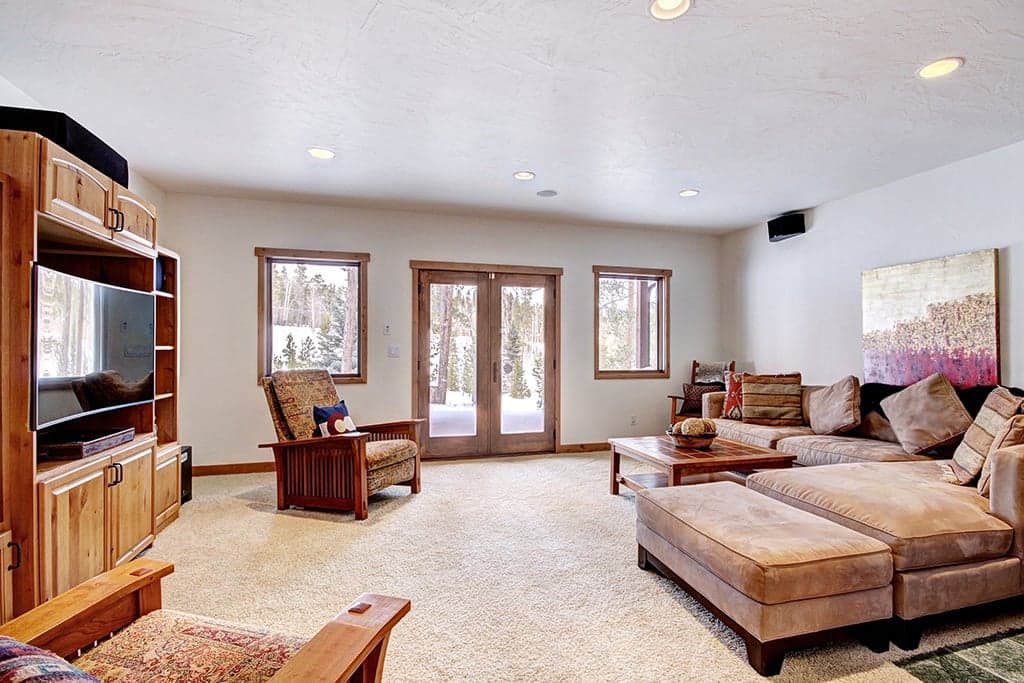 Living Area - Pine Needle Lodge - Breckenridge Vacation Rental