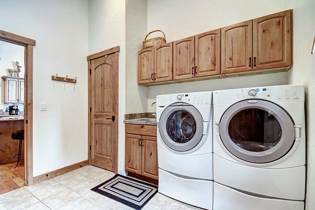Laundry - Pine Needle Lodge - Breckenridge Vacation Rental