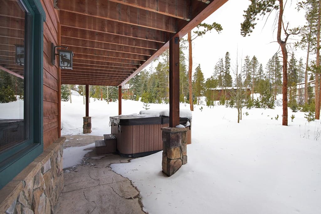 Hot Tub - Pine Needle Lodge - Breckenridge Vacation Rental