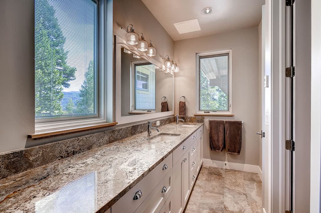 Bathroom, Sunrise Ski Haus, Breckenridge Vacation Rental