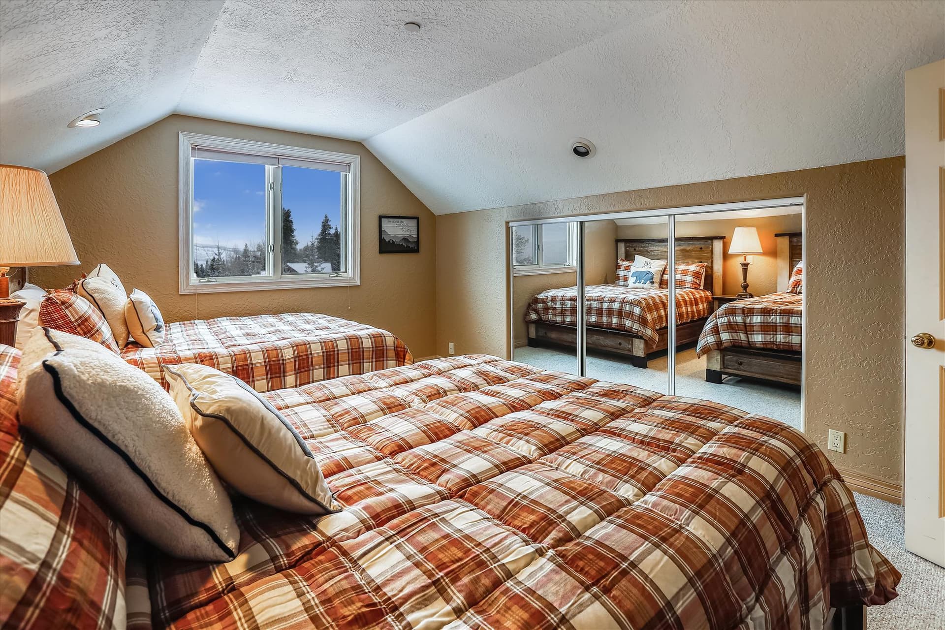 Bedroom - Rounds Retreat - Breckenridge Vacation Rental