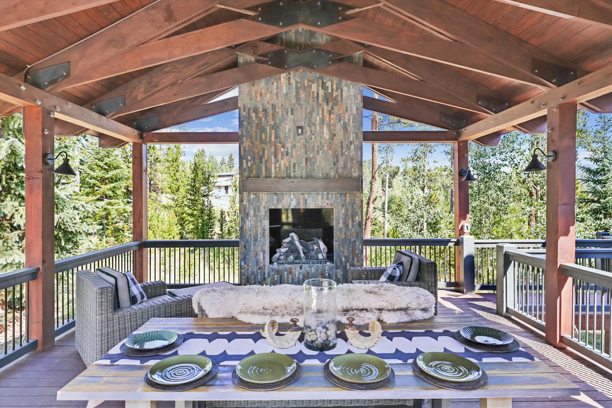 Outdoor Living Space - Pine Needle Lodge - Breckenridge Vacation Rental