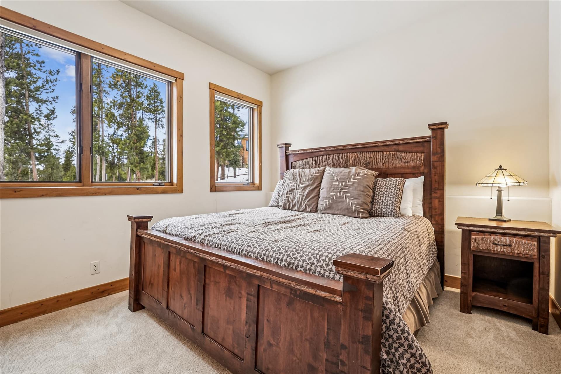 Bedroom - Dunkin Hill Lodge - Breckenridge Vacation Rental