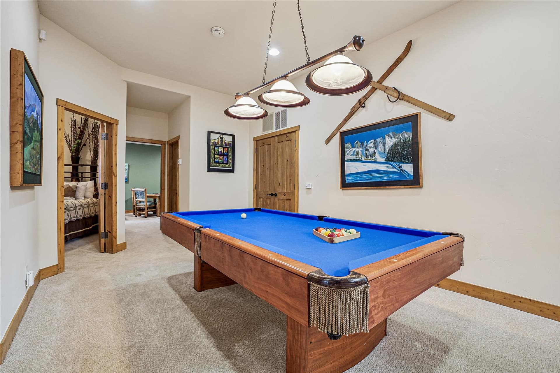 Living Area - Dunkin Hill Lodge - Breckenridge Vacation Rental