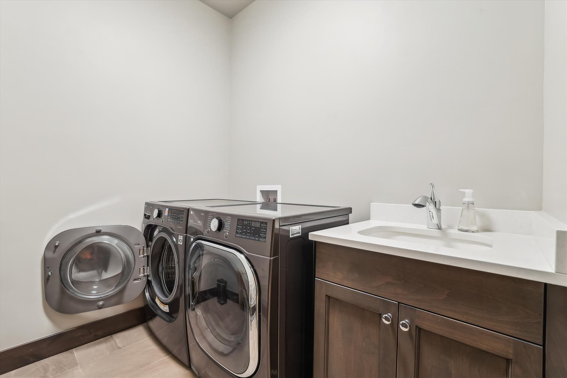 Laundry - Chateau Breck - Breckenridge Vacation Rental