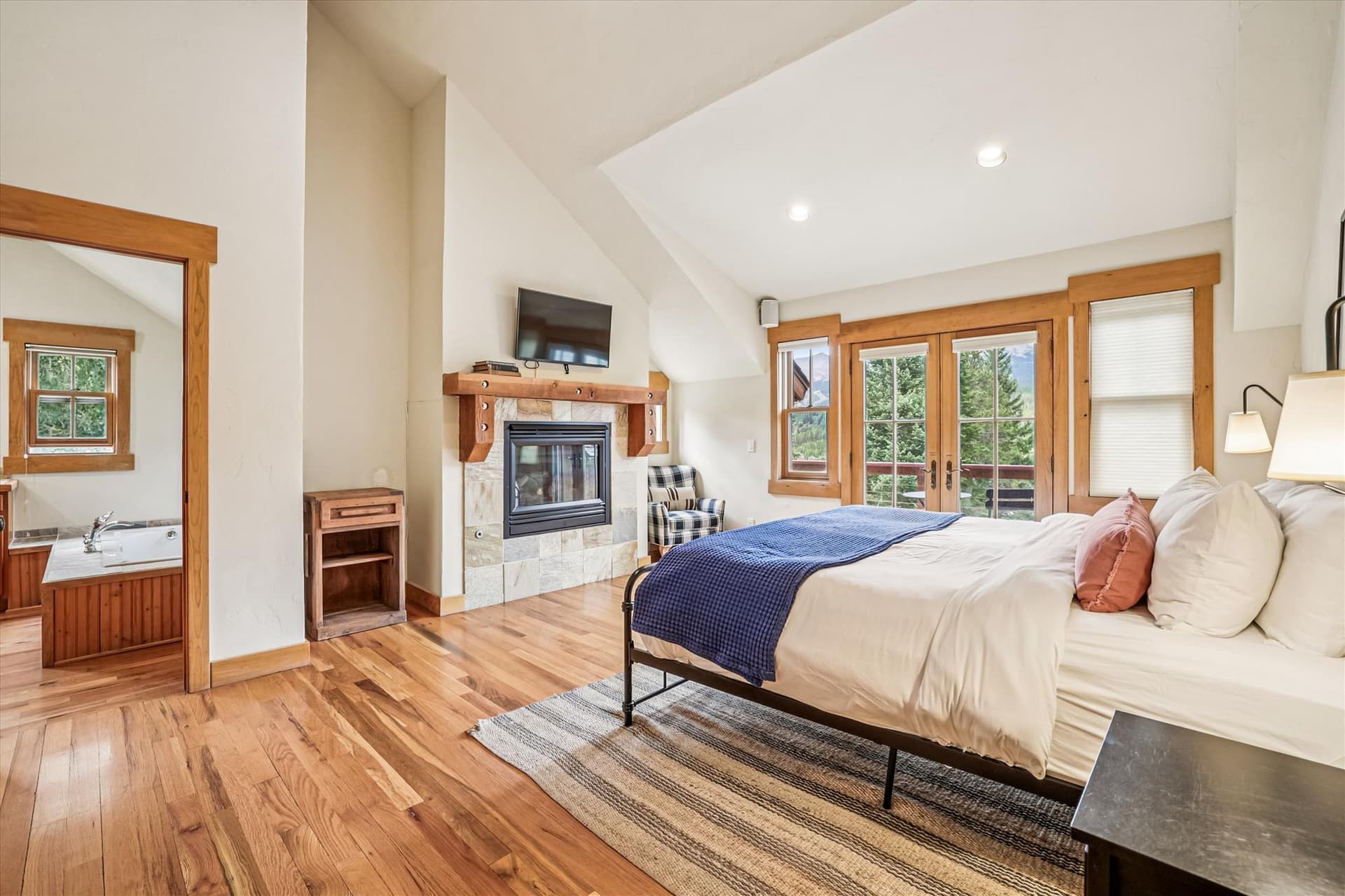 Bedroom - Little Bear Lodge - Breckenridge Vacation Rental