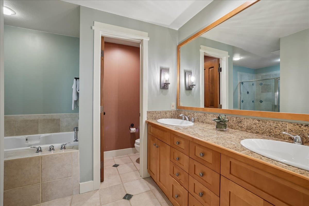 Bathroom - Trail Nest - Breckenridge Vacation Rental