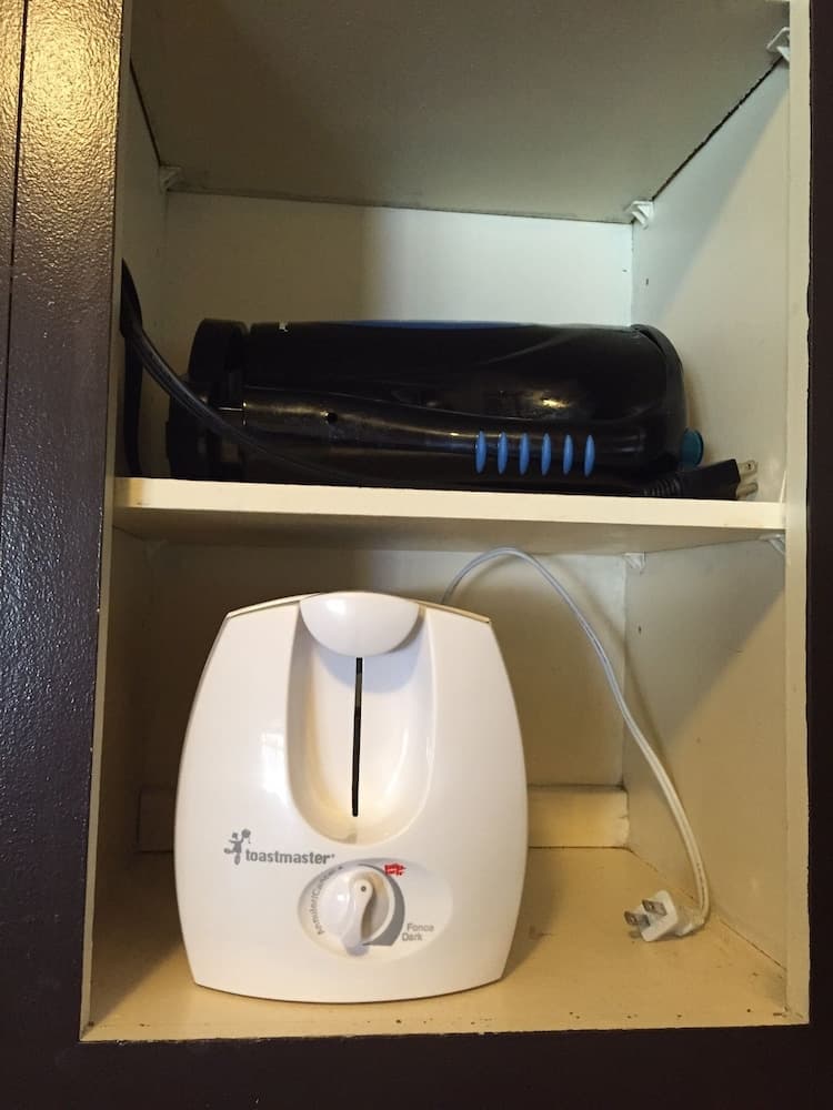 Room Service - Dining