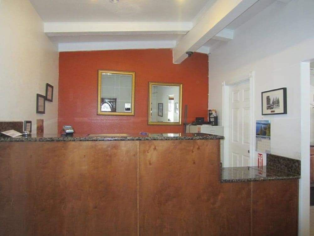 Check-in/Check-out Kiosk
