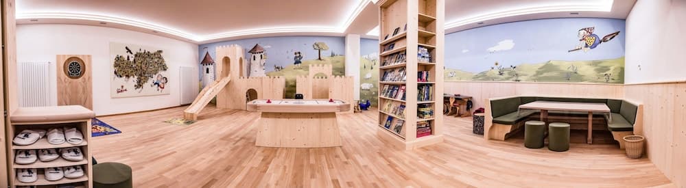 Children’s Play Area - Indoor