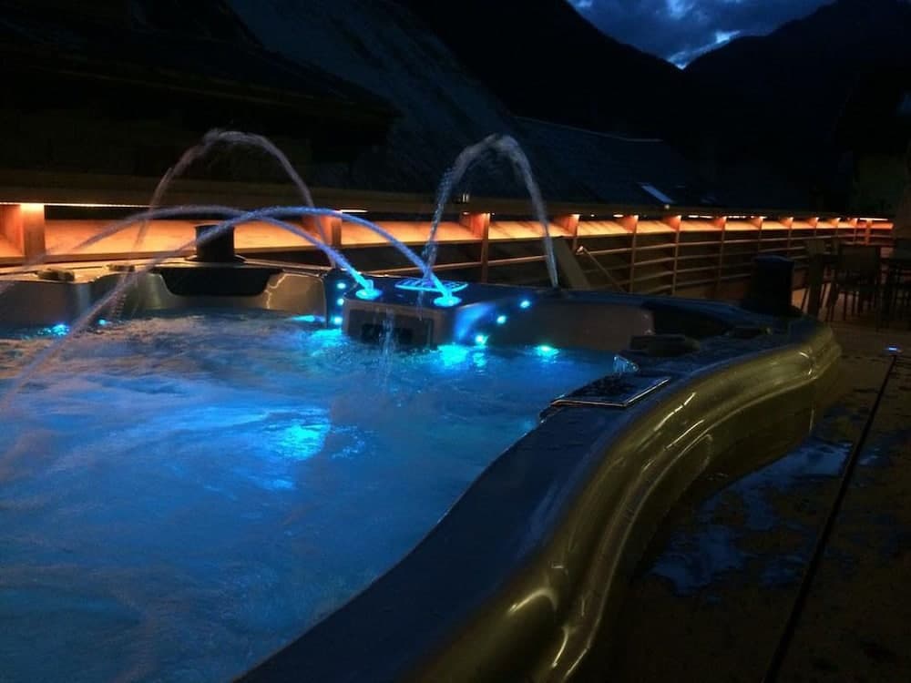 Jetted Tub