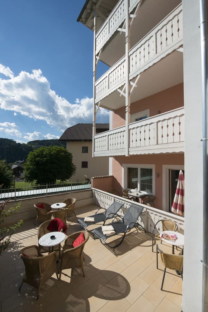 Sundeck