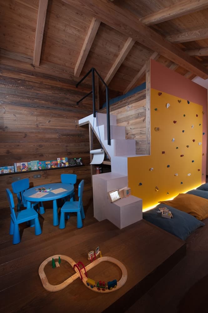 Children’s Theme Room