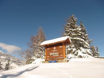 Skiing