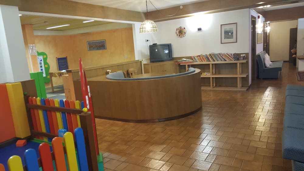 Children’s Play Area - Indoor
