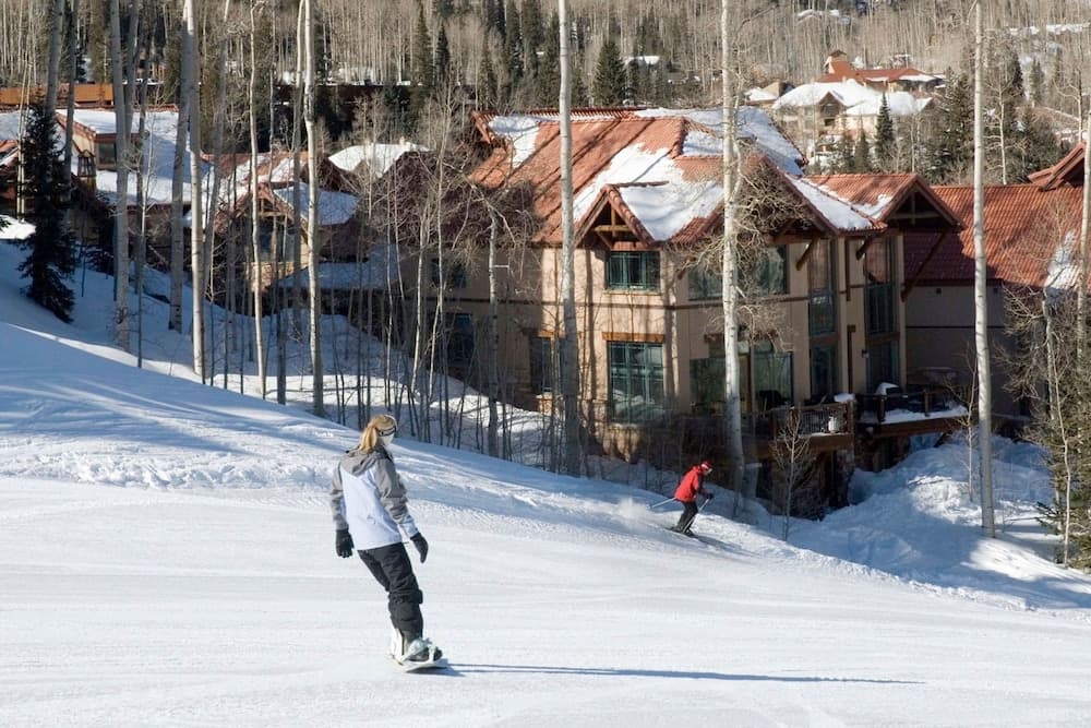 Snow and ski sports