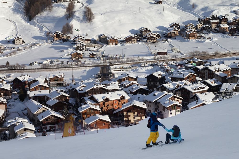 Snow and ski sports