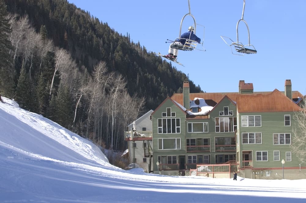 Skiing