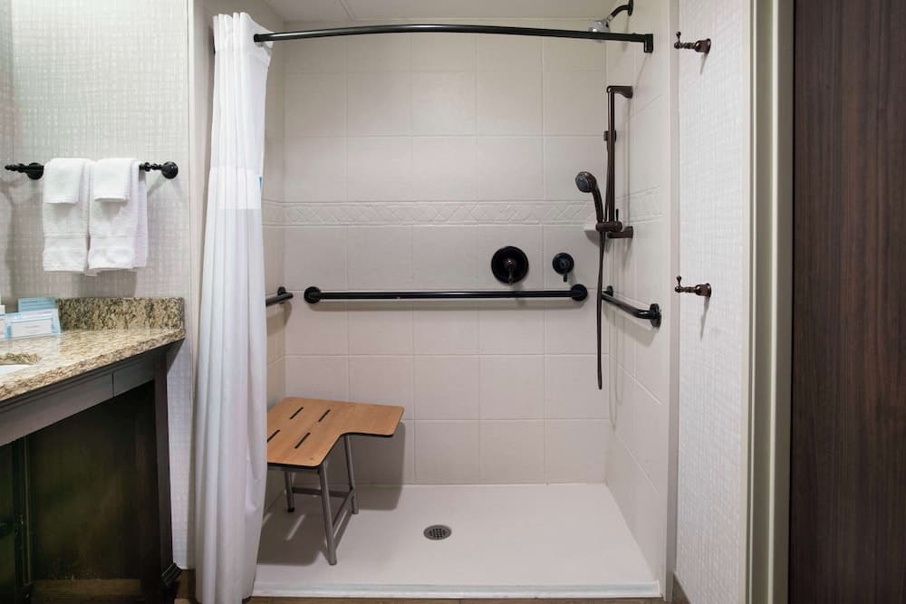 Bathroom shower