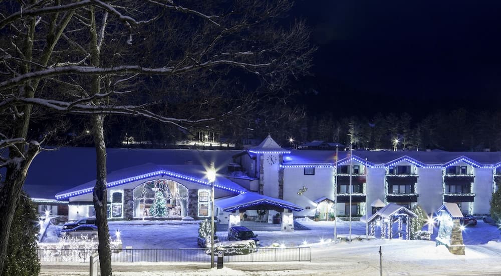 Front of property - evening/night