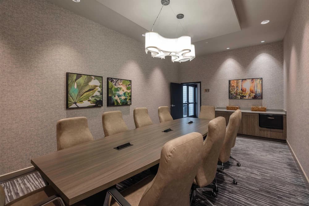 Meeting facility