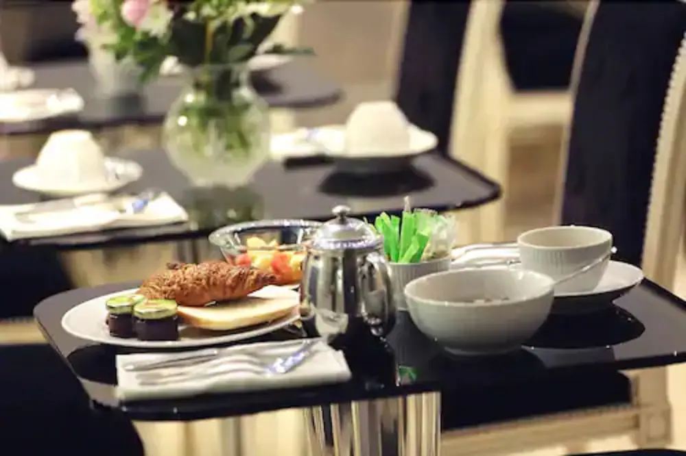 Breakfast area