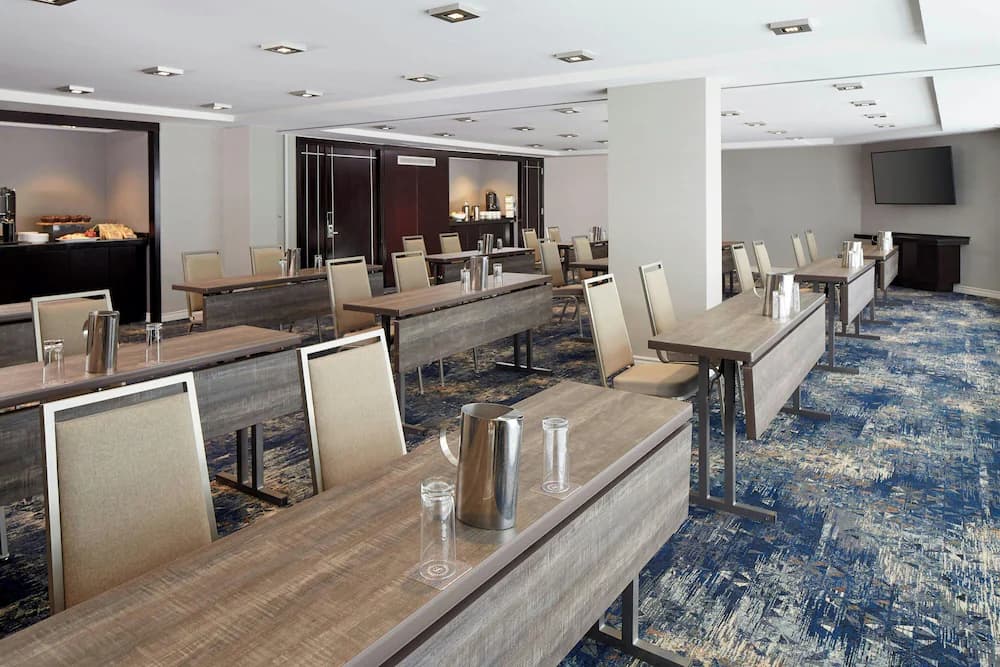 Meeting facility
