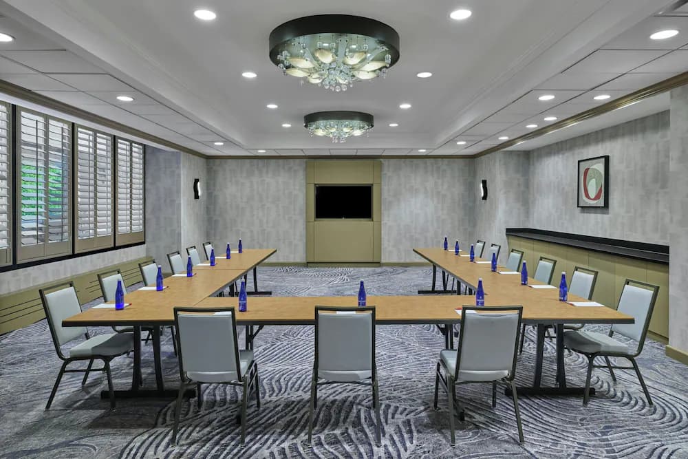 Meeting facility