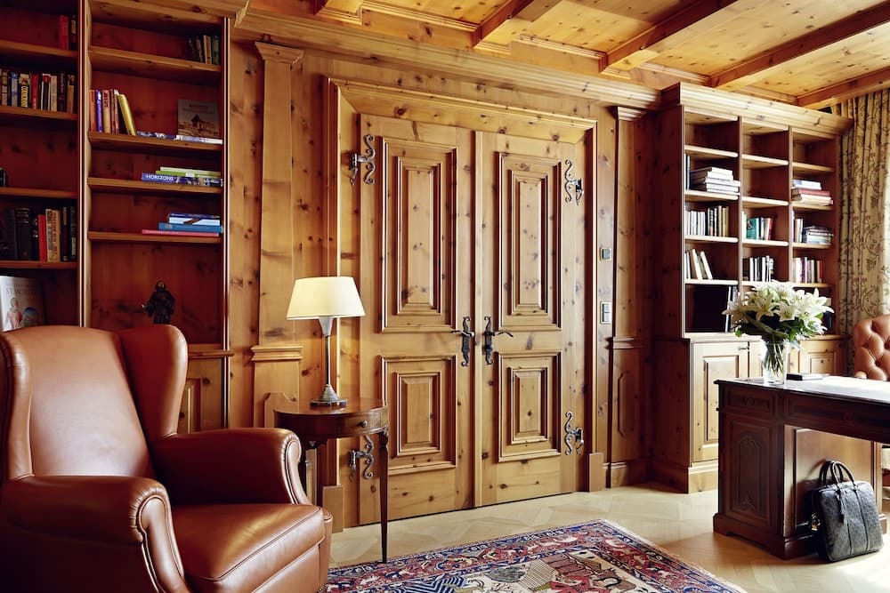 In-room business center