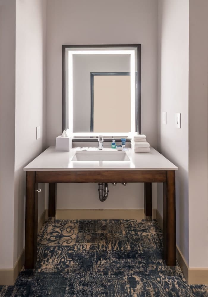 Bathroom sink