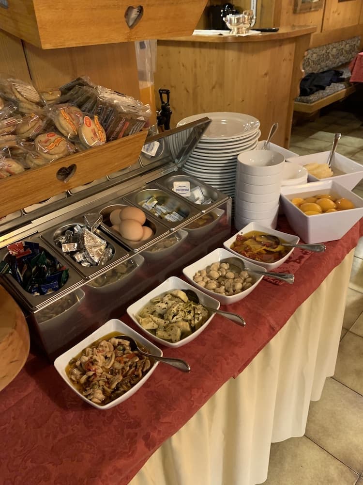 Breakfast buffet