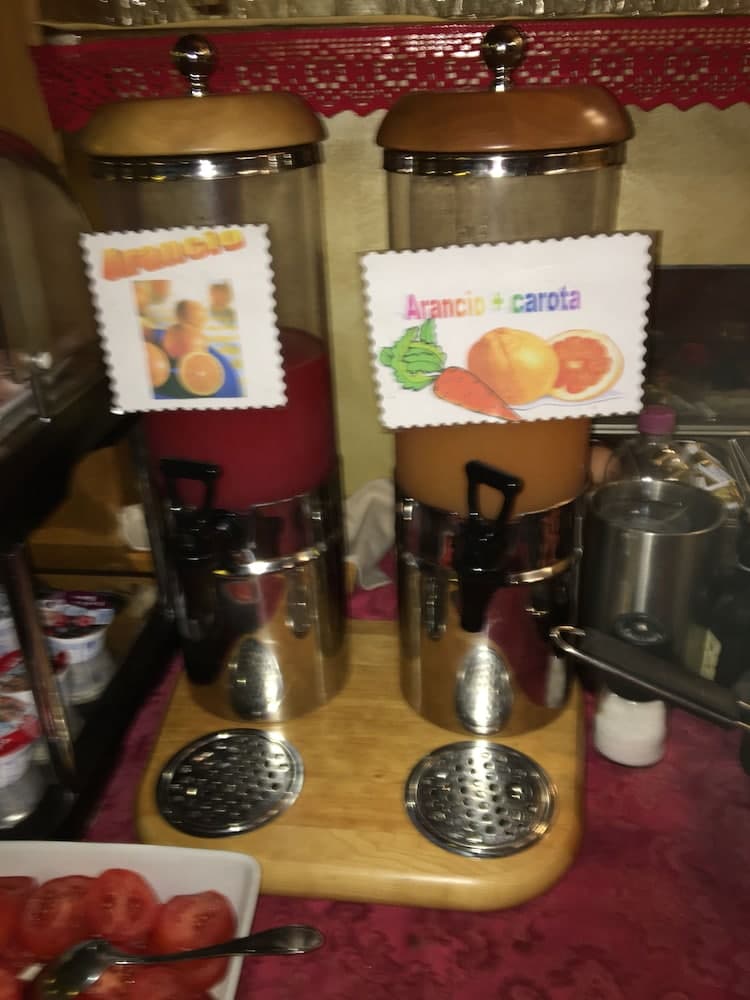Coffee shop