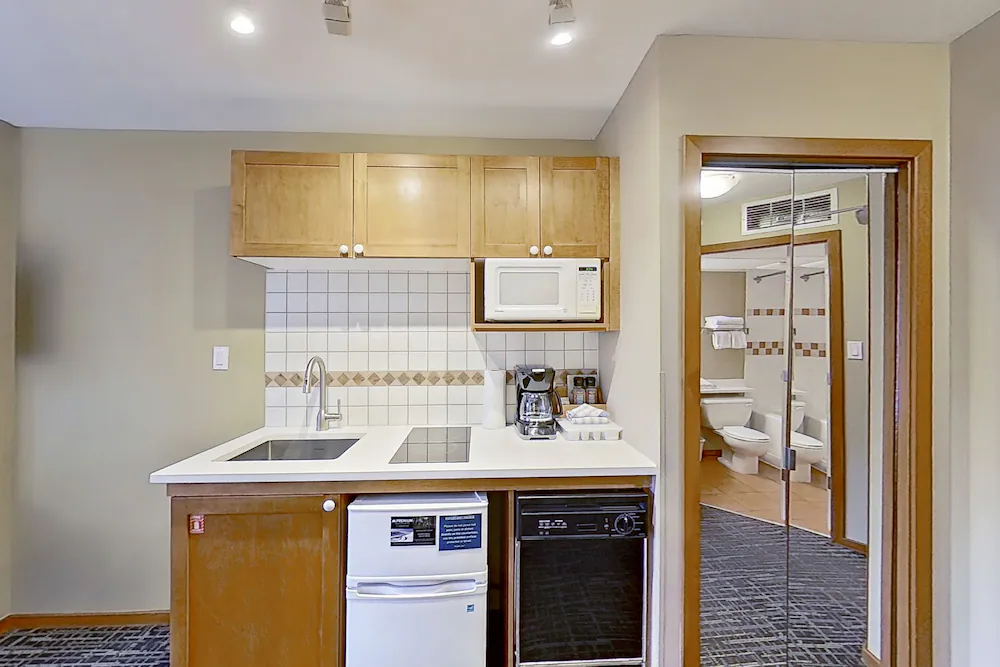Private kitchenette