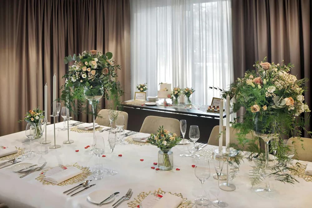 Banquet hall
