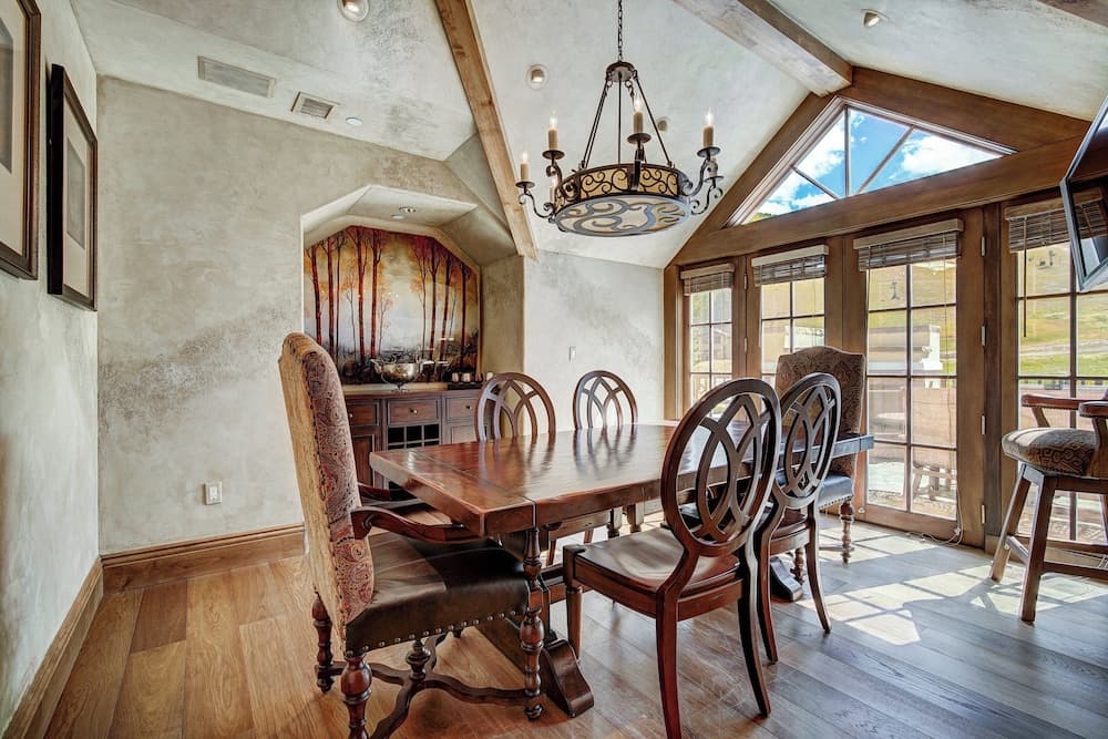 Dining room