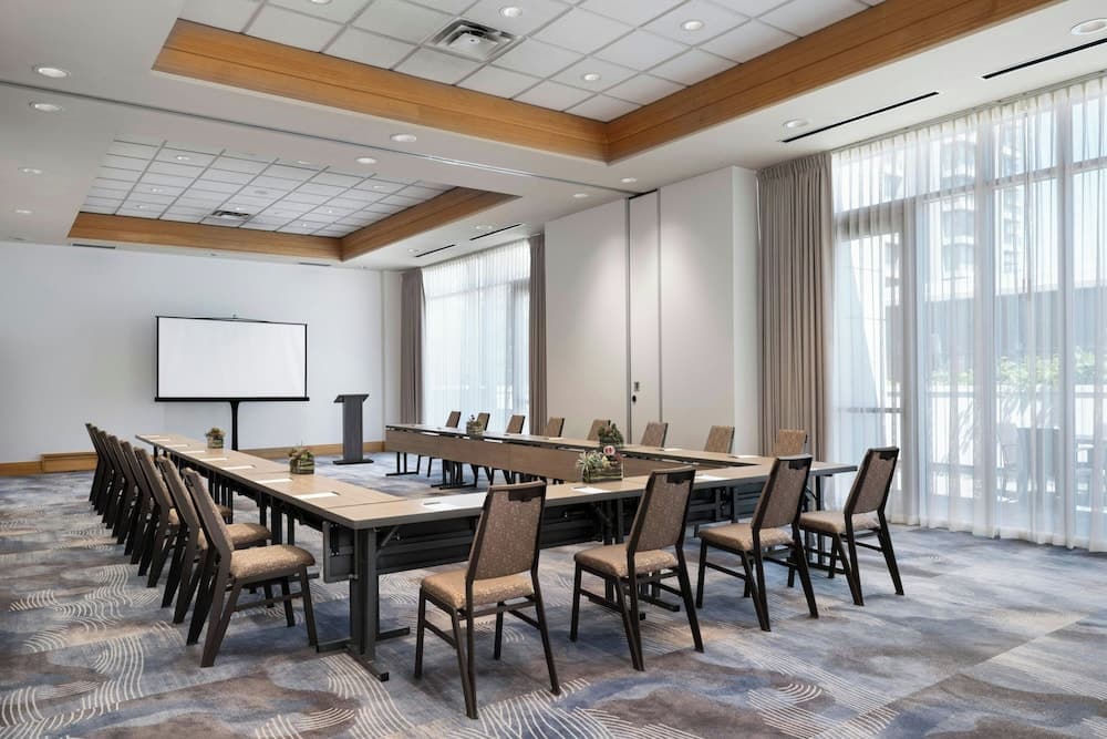 Meeting facility