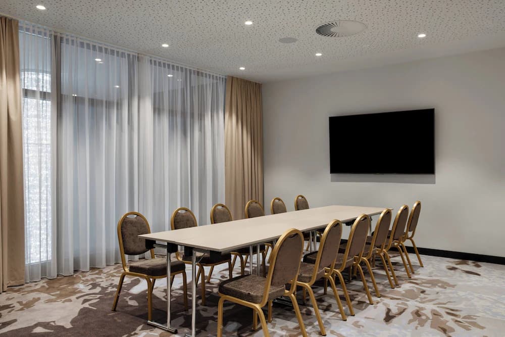 Meeting facility