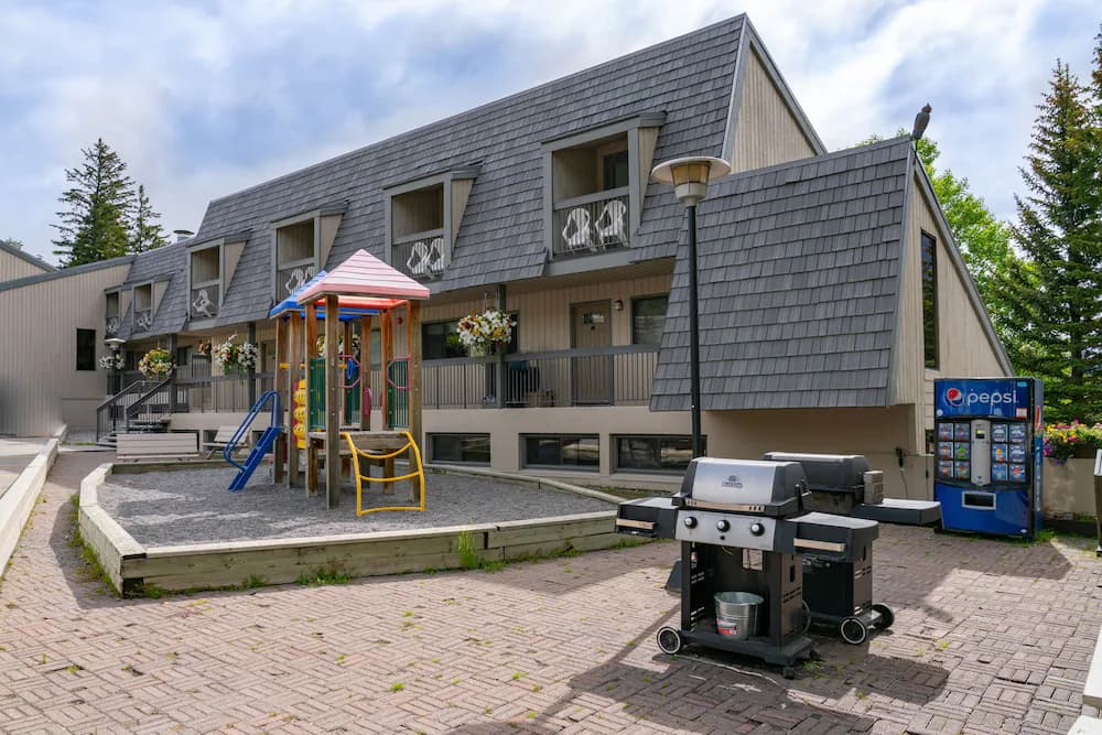 Children's play area - indoor