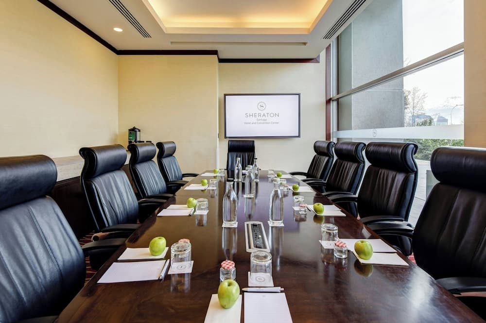 Meeting facility