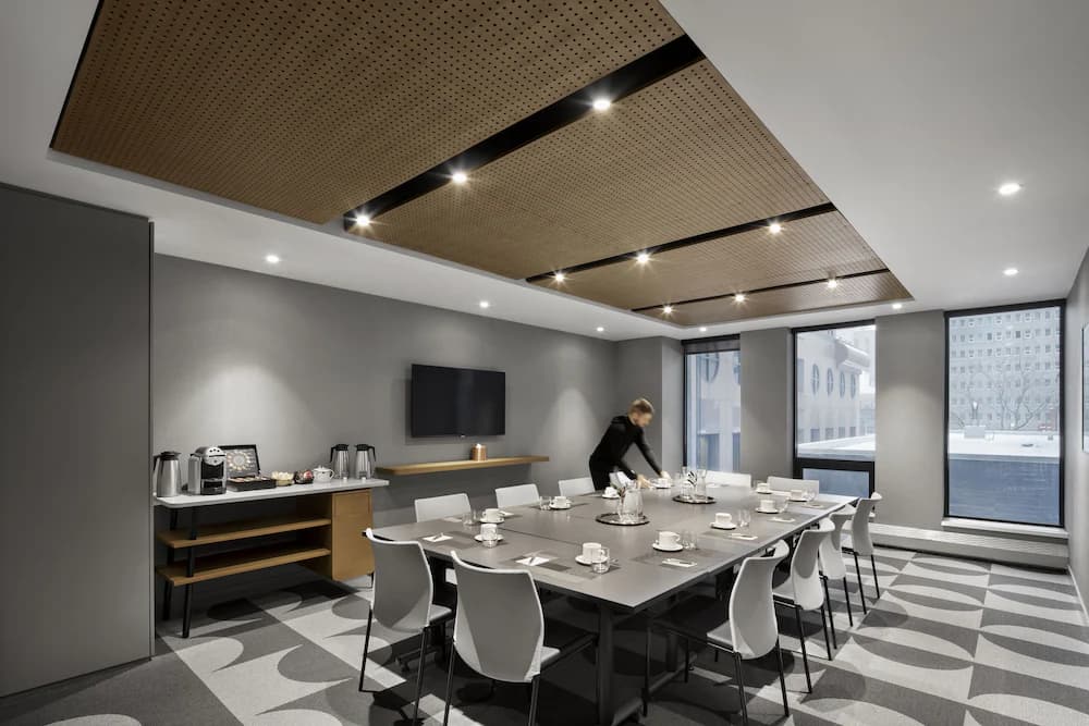 Meeting facility