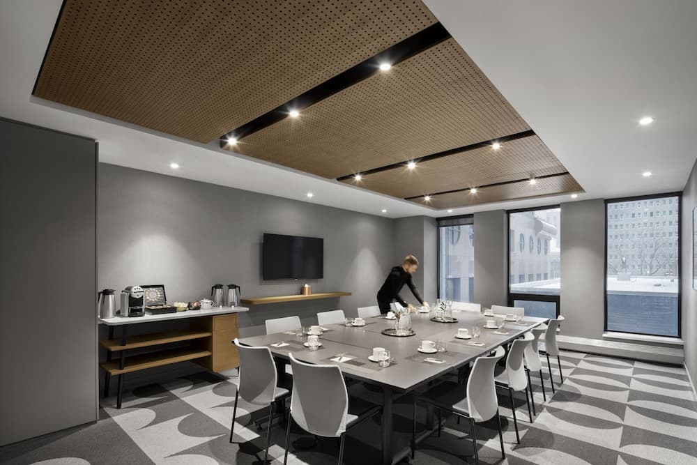 Meeting facility