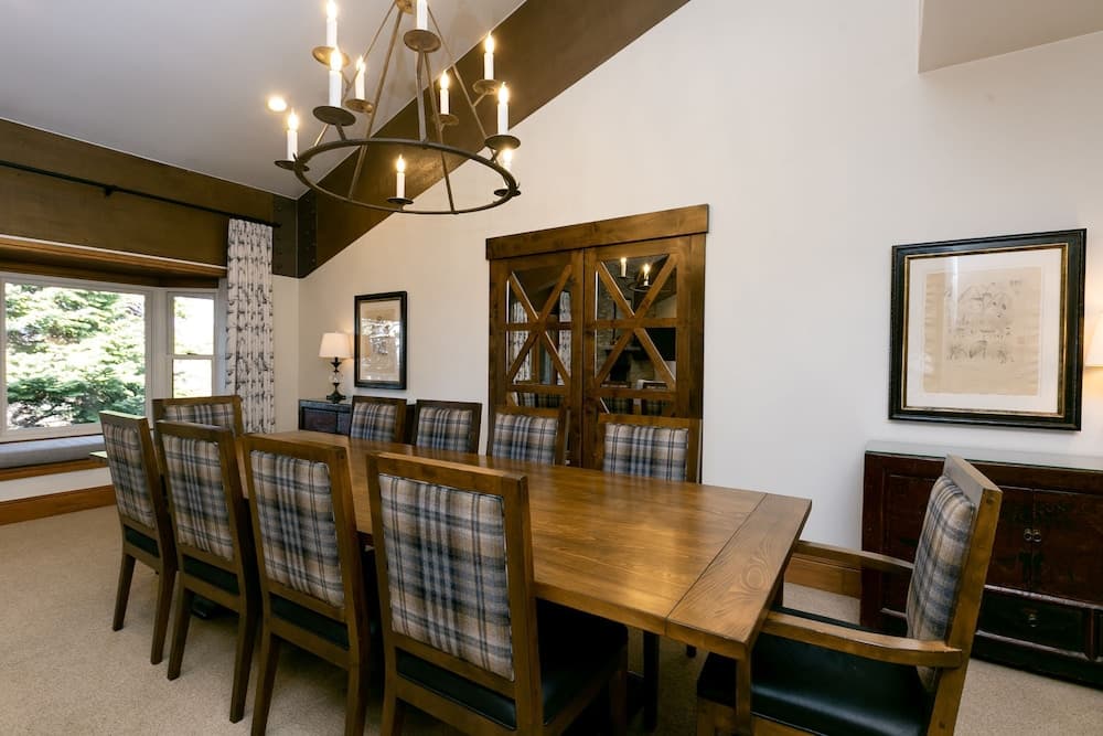 In-room dining