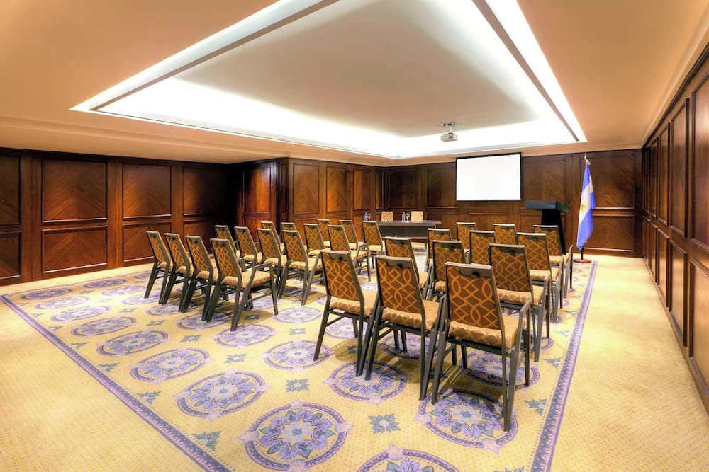Meeting facility