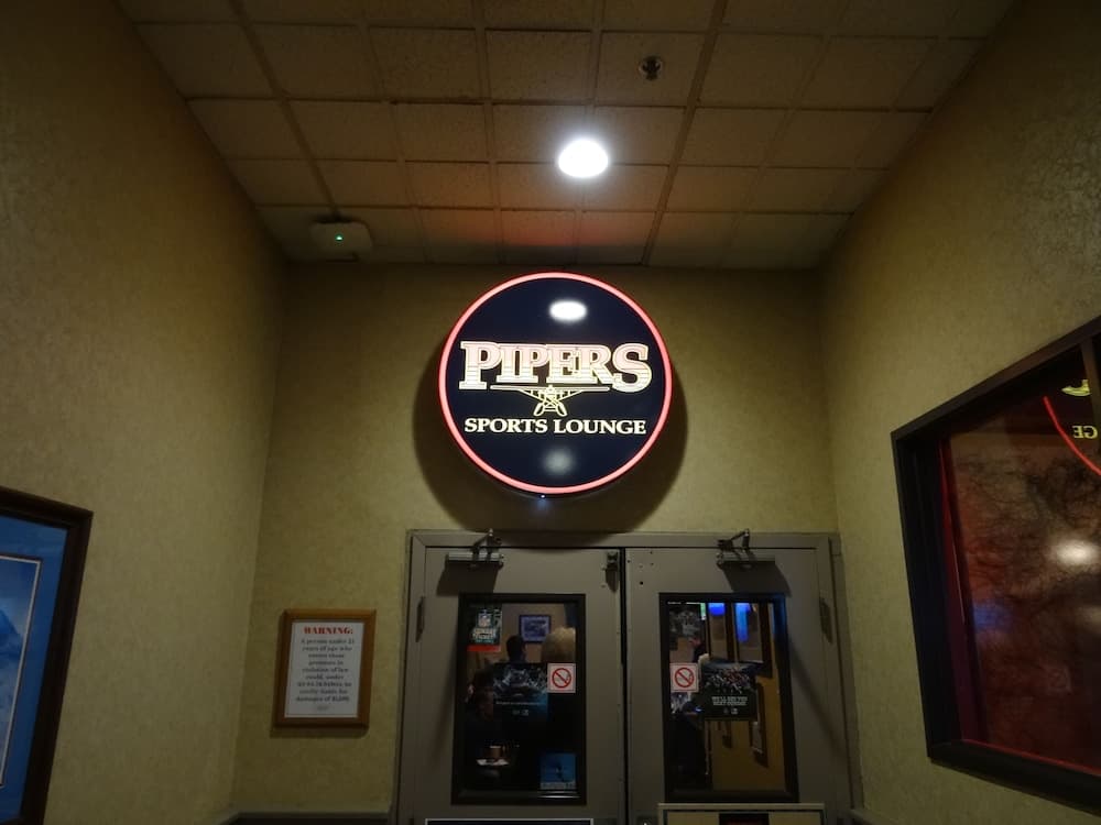 Sports bar