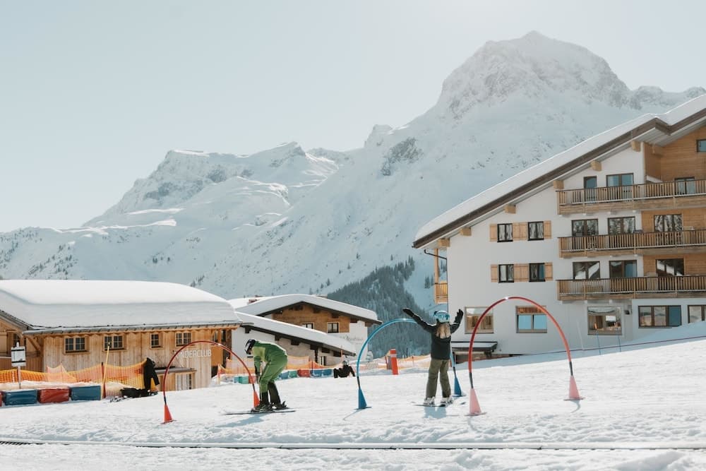 Snow and ski sports