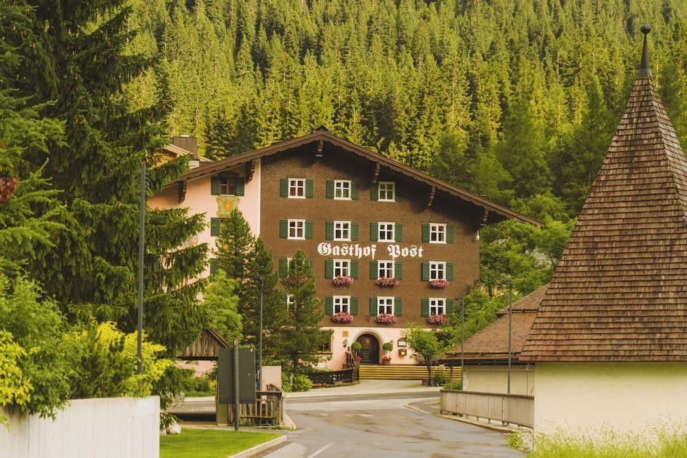Exterior