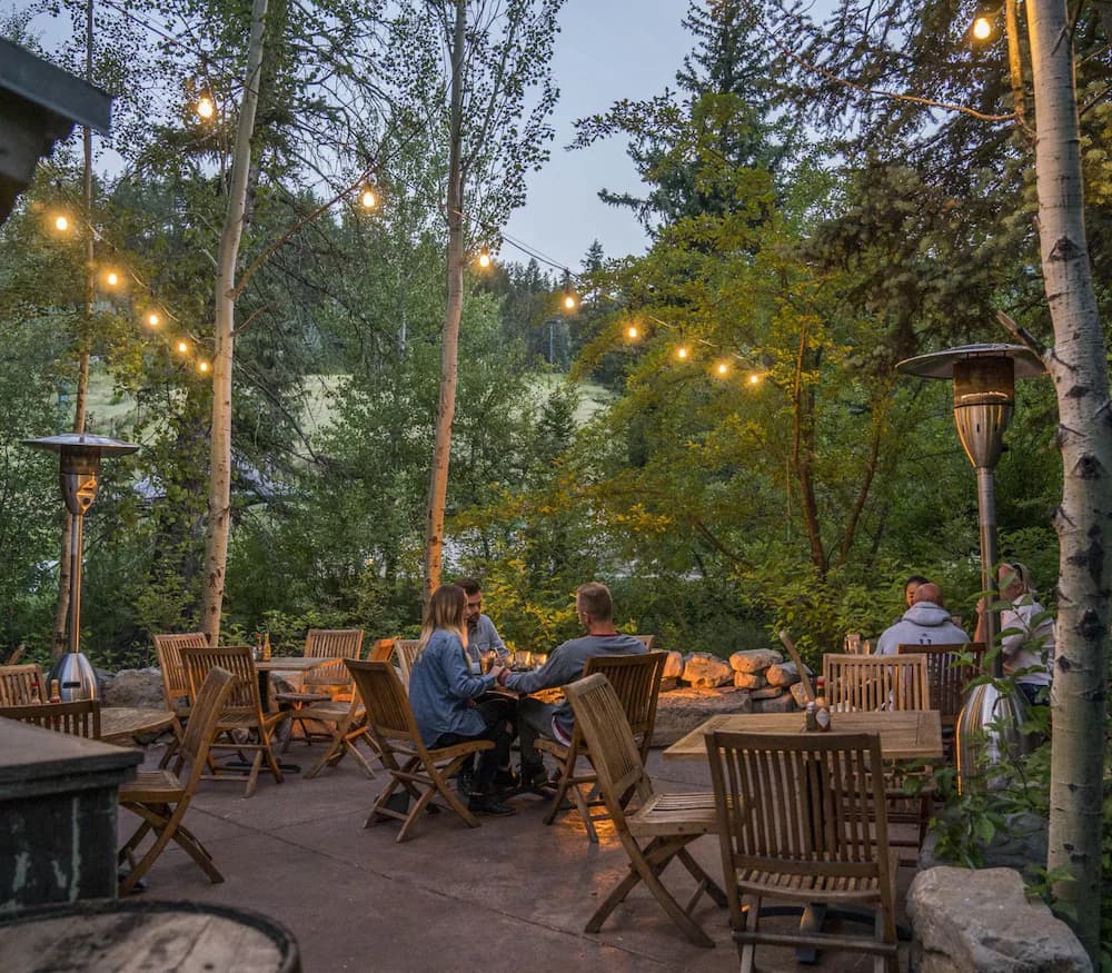 Outdoor dining
